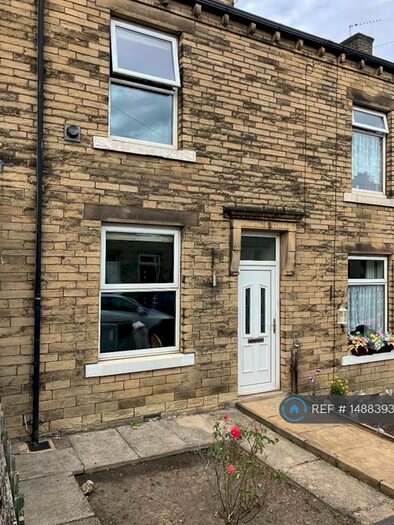 2 Bedroom Terraced House To Rent In Smithy Carr Lane, Brighouse, HD6