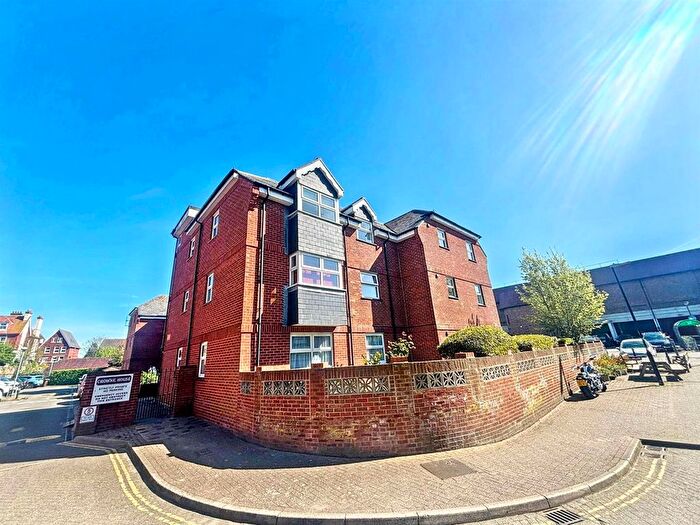 1 Bedroom Flat For Sale In Star Road, Eastbourne, BN21