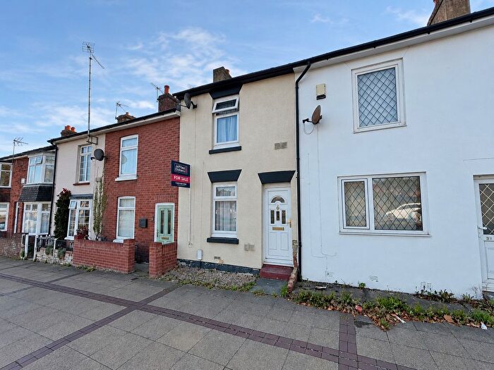 2 Bedroom Cottage For Sale In Portland Street, Fareham, PO16