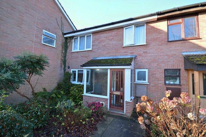 3 Bedroom End Of Terrace House To Rent In Akeshill Close, New Milton, Hampshire., BH25
