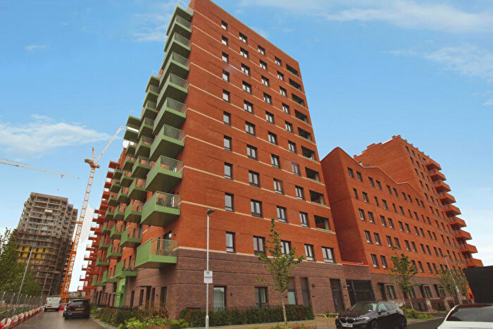 2 Bedroom Apartment To Rent In Lilium Court, Gwen Davis Way, Dagenham, RM9
