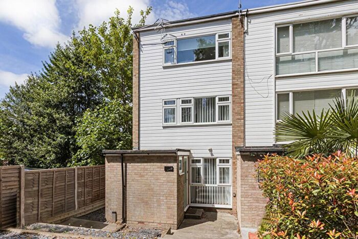 3 Bedroom End Of Terrace House For Sale In Greencoates, Hertford, Hertfordshire, SG13