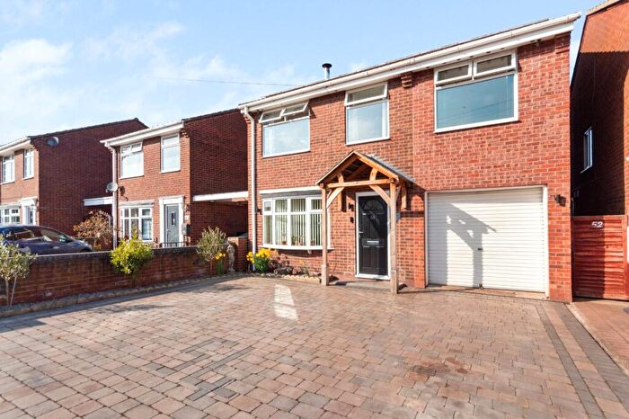 4 Bedroom Detached House For Sale In Hilton Avenue, Scunthorpe, North Lincolnshire, DN15