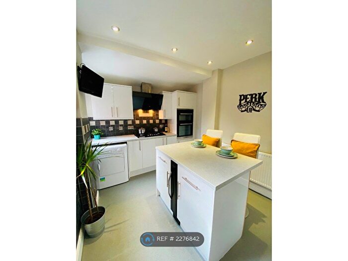 7 Bedroom End Of Terrace House To Rent In Harringay Avenue, Liverpool, L18