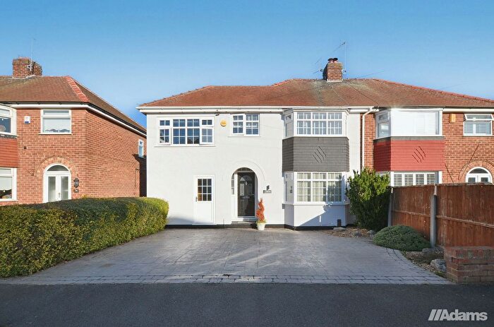 4 Bedroom Semi Detached House For Sale In Kingsley Crescent, Runcorn, WA7