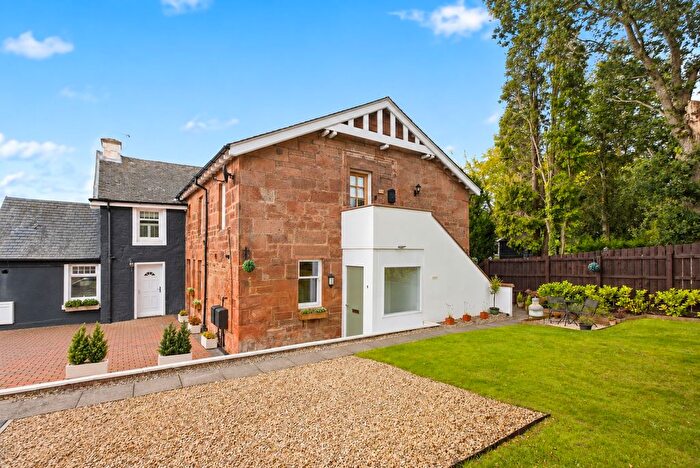 2 Bedroom Flat To Rent In Woodhead Avenue, Bothwell, G71