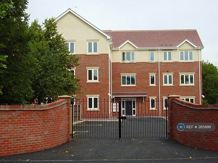 2 Bedroom Flat To Rent In Cooke Street, Bentley, Doncaster, DN5