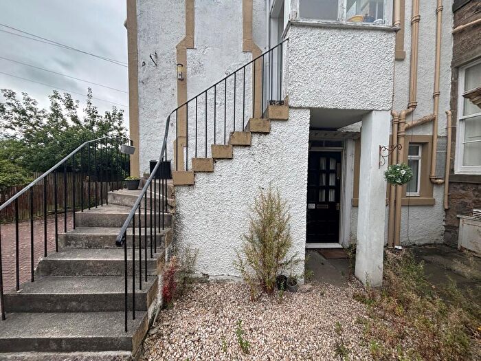 Flat To Rent In Henderson Street, Bridge Of Allan, FK9