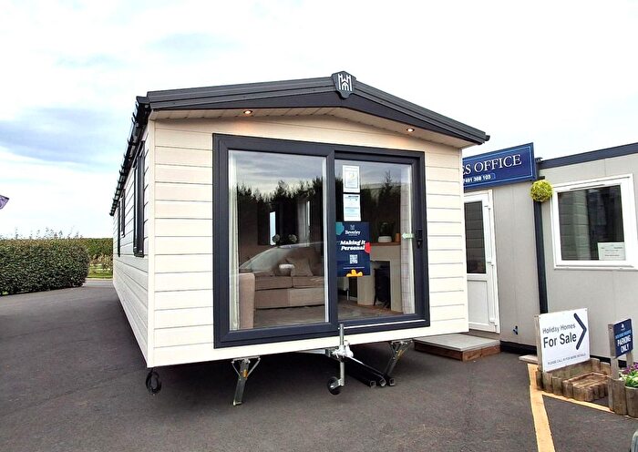 2 Bedroom Park Home For Sale In Bempton Lane, Flamborough, Bridlington, YO15