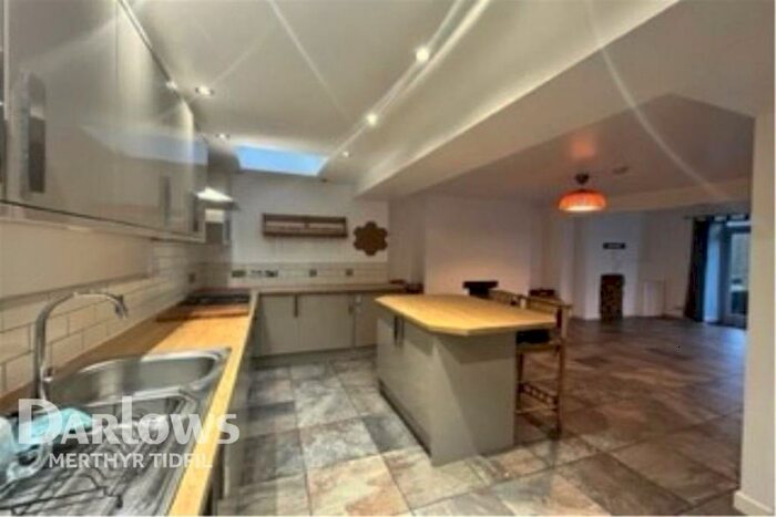 3 Bedroom End Of Terrace House To Rent In Hafod Lane, Pontypridd, CF37