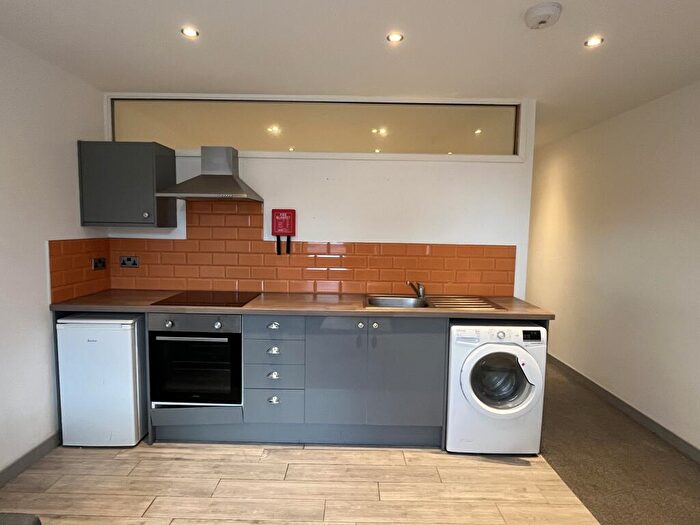 1 Bedroom Apartment To Rent In St. Peters House, Doncaster, DN1