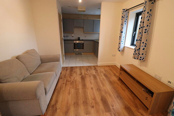 1 Bedroom Apartment To Rent In Rickman Drive, Birmingham, Birmingham, B15