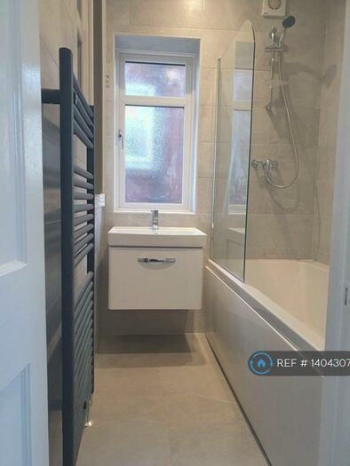 2 Bedroom End Of Terrace House To Rent In Lonnen Avenue, Newcastle Upon Tyne, NE4