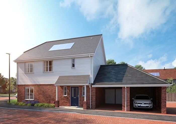 3 Bedroom End Terrace House For Sale In Foal Hurst Green, Tonbridge, TN12