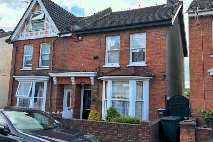 1 Bedroom Property To Rent In Godinton Road, Ashford, TN23