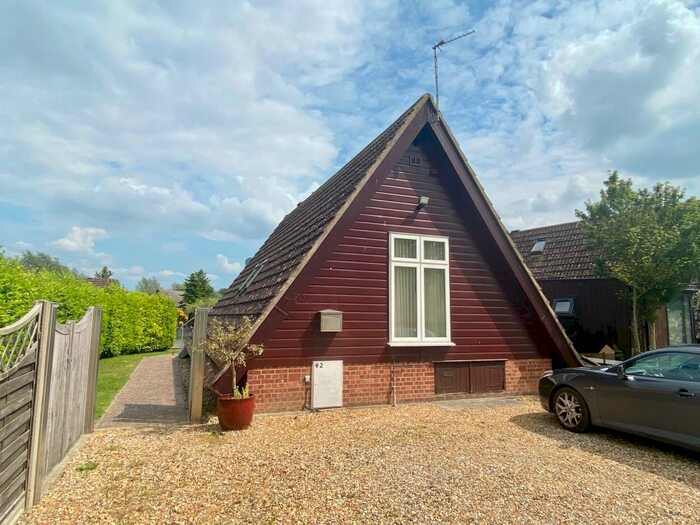 2 Bedroom House To Rent In Lakeside, Isleham, CB7