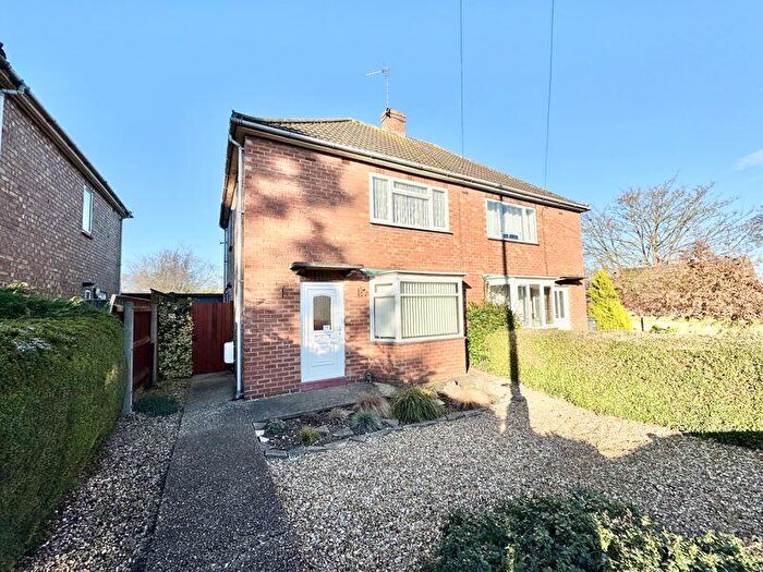 2 Bedroom Semi-Detached House For Sale In Park Avenue, Louth, LN11