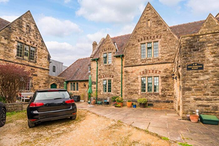 2 Bedroom Flat For Sale In Drummers Keep, Barracks Square, SK11