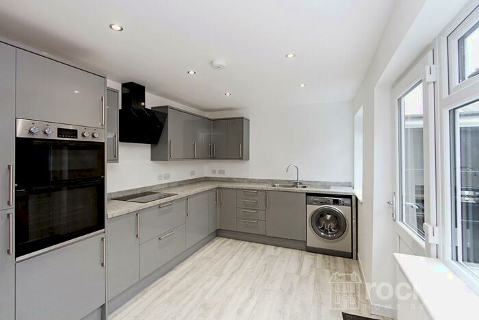 Garage / Parking To Rent In Howard Place, Stoke On Trent, ST1