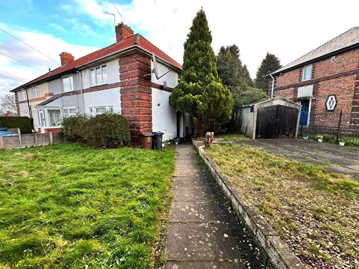 3 Bedroom Semi Detached House For Sale In Gospel Farm Road, Birmingham, West Midlands, B27