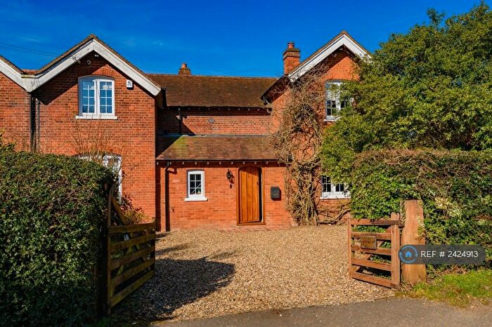 4 Bedroom Semi-Detached House To Rent In Ponsbourne Park, Hertfordshire, SG13