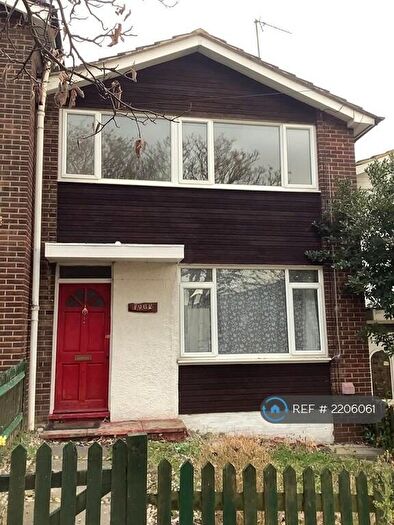 3 Bedroom Terraced House To Rent In Upbury Way, Chatham, ME4