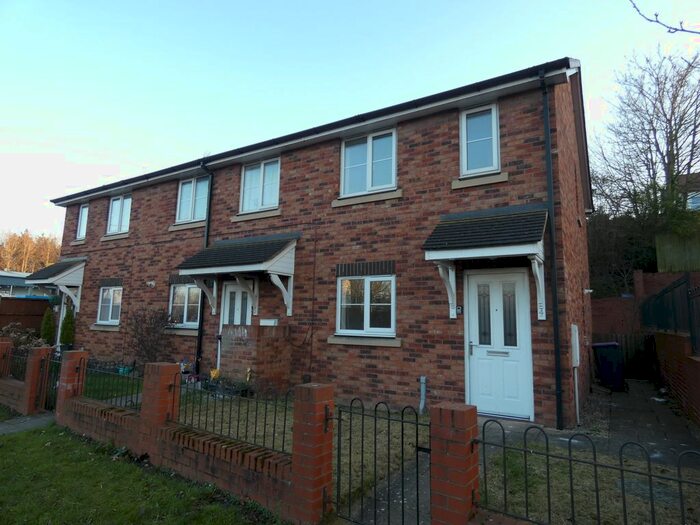 2 Bedroom End Of Terrace House To Rent In Wenlock Court, Ketley, Telford, TF1