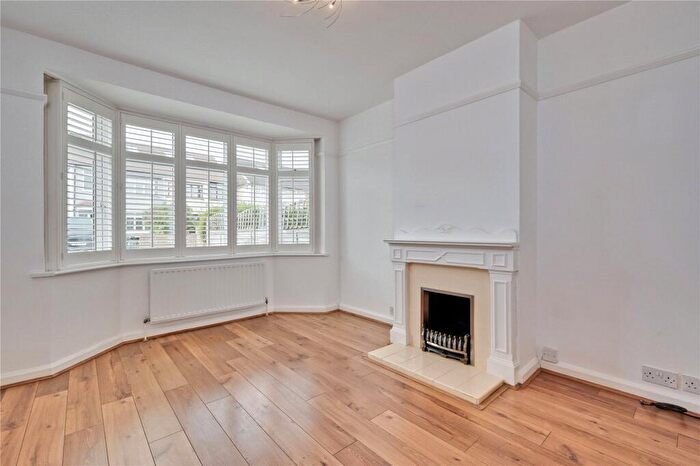 4 Bedroom Semi-Detached House To Rent In Cottimore Avenue, Walton-On-Thames, Surrey, KT12