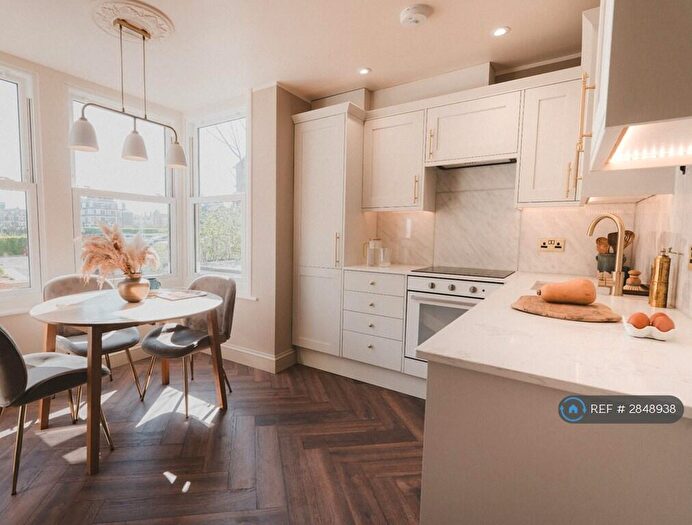 2 Bedroom Flat To Rent In Second Avenue, Margate, CT9