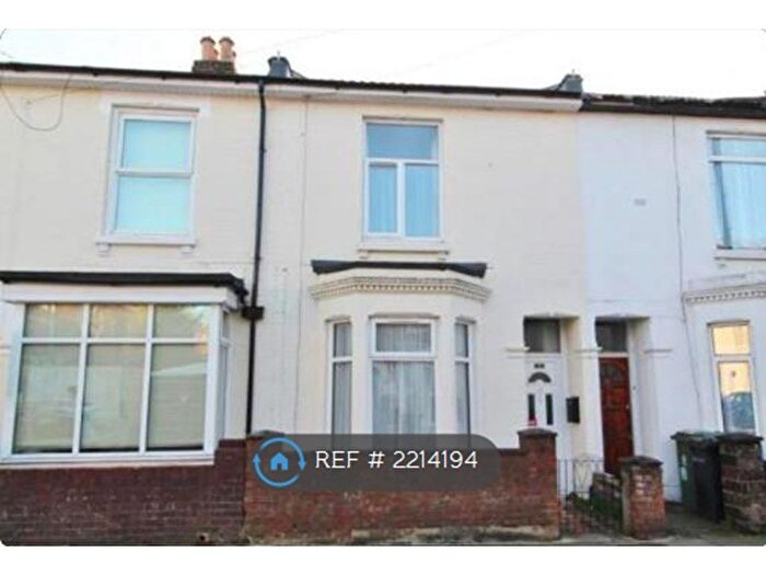4 Bedroom Terraced House To Rent In Fraser Road, Southsea, PO5