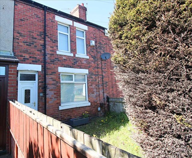 2 Bedroom Terraced House For Sale In Station Road, Camperdown, Camperdown, NE12