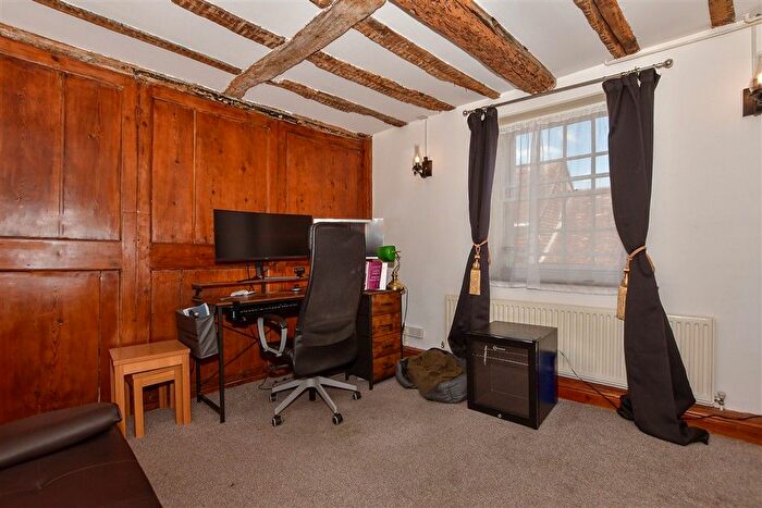 2 Bedroom Semi-Detached House For Sale In Beer Cart Lane, Canterbury, Kent, CT1