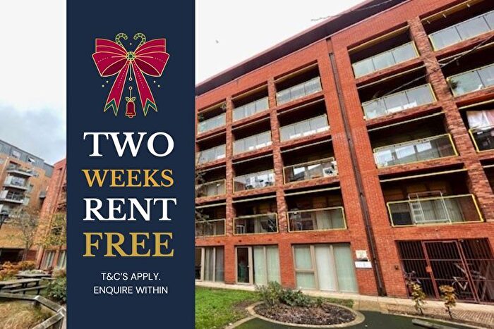 3 Bedroom Flat To Rent In Portway House, A Ossory Road, SE1