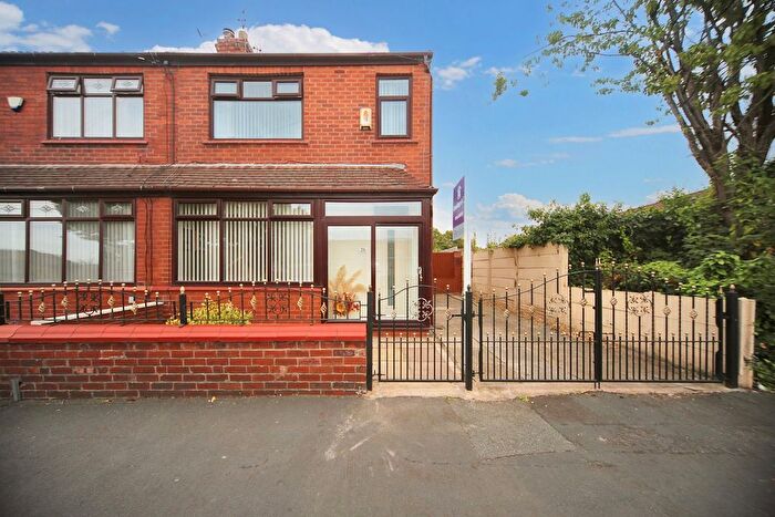 2 Bedroom Terraced House For Sale In Victoria Street, Wigan, WN5