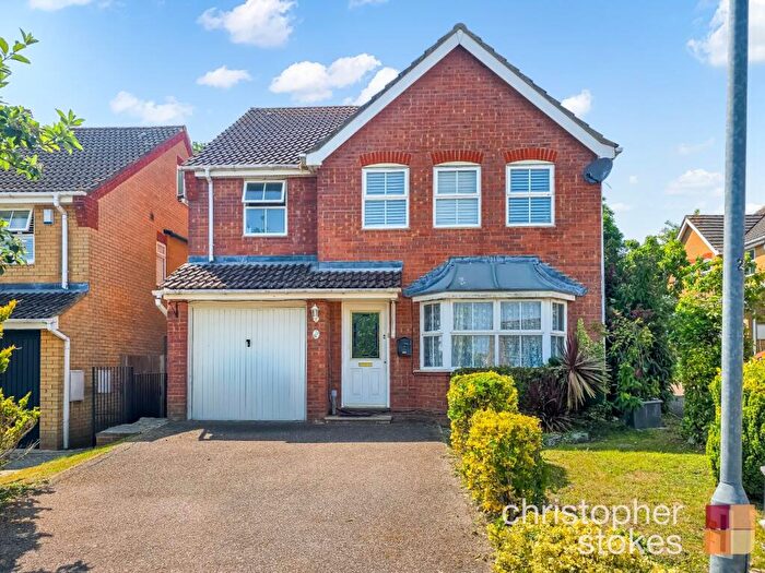 4 Bedroom Detached House For Sale In Lovering Road, Cheshunt, Hertfordshire, EN7