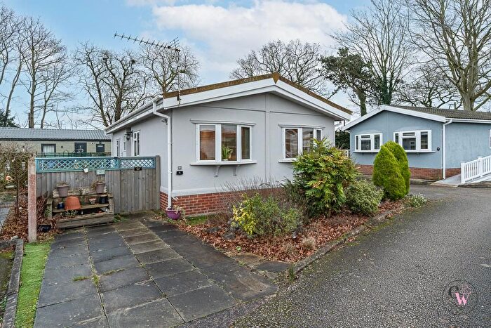 2 Bedroom Park Home For Sale In Forest Road, Oakmere, Northwich, CW8