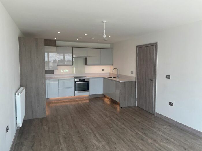 2 Bedroom Flat To Rent In The Station House, West Castle Street Upper Heyford, Bicester, Oxfordshire, OX25