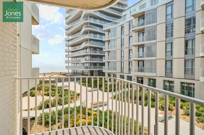 2 Bedroom Flat To Rent In Bayside Apartments, Brighton Road, Worthing, West Sussex, BN11