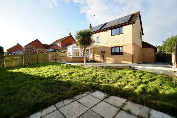 4 Bedroom Detached House For Sale In Longridge, Colchester, CO4