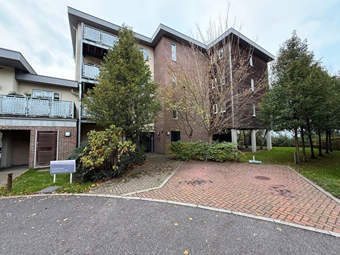 2 Bedroom Flat For Sale In The Nurseries, Lewes, BN7