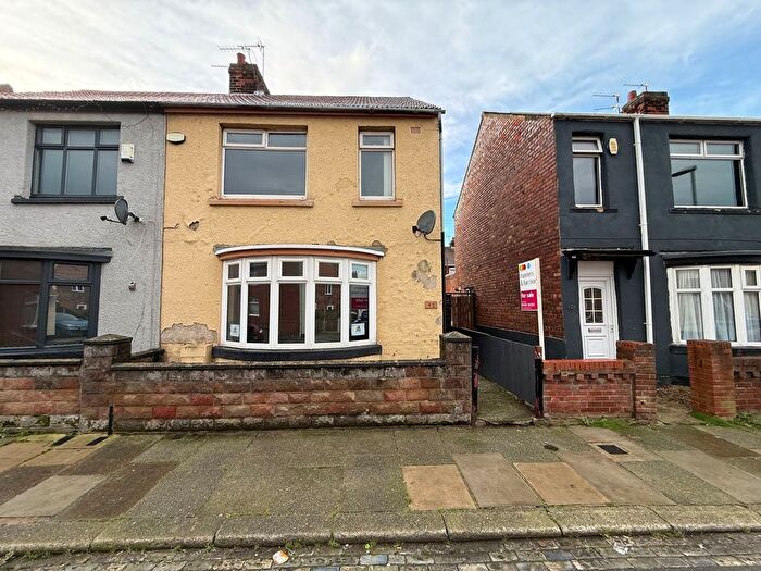 3 Bedroom Semi Detached House For Sale In Barton Avenue, Hartlepool, TS25