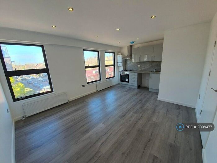 1 Bedroom Flat To Rent In Lea Bridge Road, London, E10