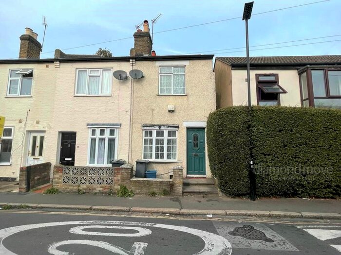 2 Bedroom Terraced House To Rent In Albion Road, Hounslow, TW3