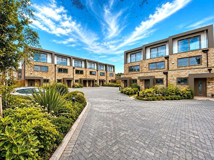 4 Bedroom Mews For Sale In Chandlers Mews, Lower Parkstone, BH14