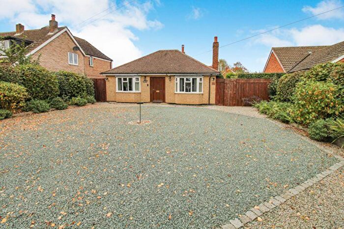 3 Bedroom Detached Bungalow For Sale In Sand Lane, Northill, SG18