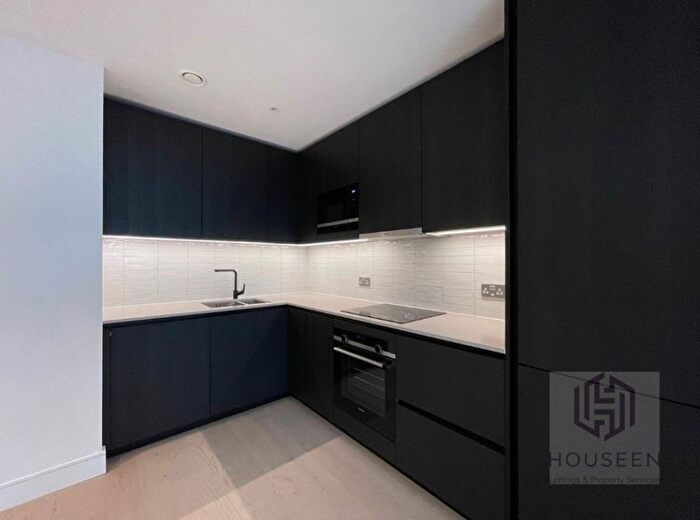 1 Bedroom Flat To Rent In Deacon Way, London, SE17