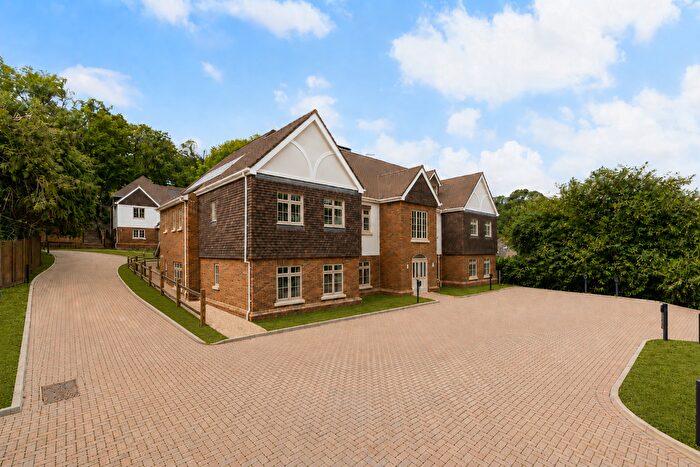 3 Bedroom Flat For Sale In Aubrey Villas, Welcomes Road, Kenley, CR8