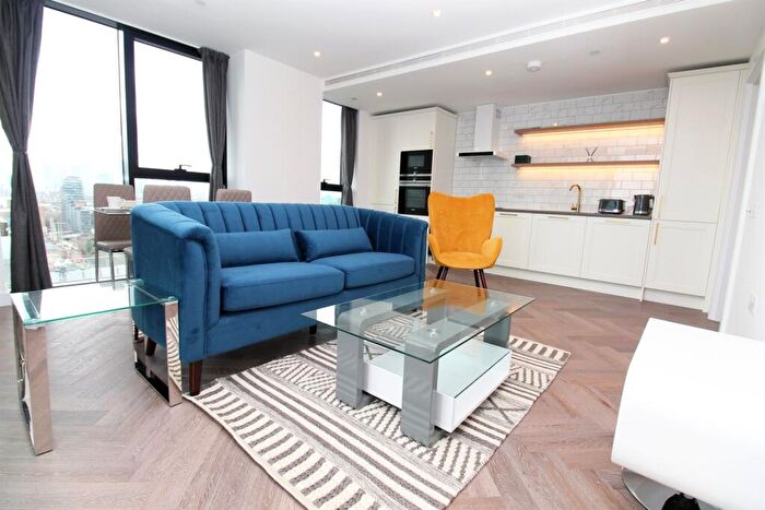 2 Bedroom Apartment To Rent In Gauging Square, London Dock, E1W