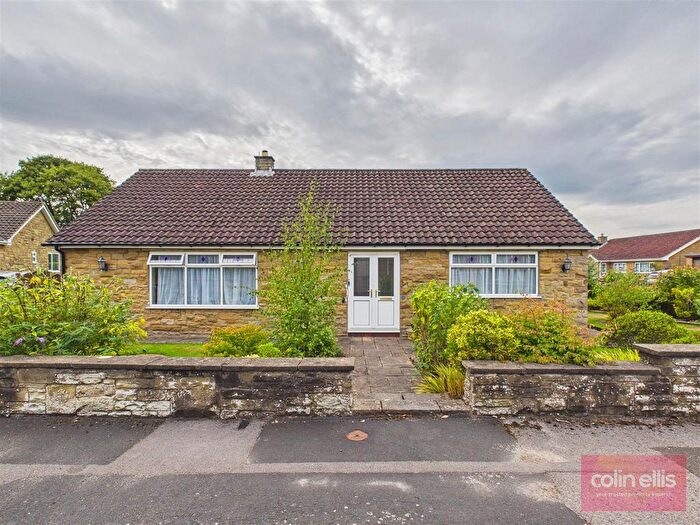 2 Bedroom Detached Bungalow For Sale In Jameson Crescent, Scarborough, YO12