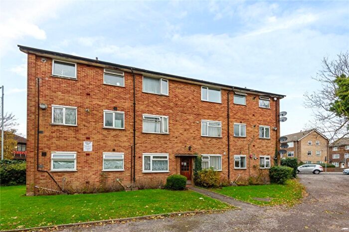 2 Bedroom Apartment To Rent In Long Drive, Ruislip, HA4